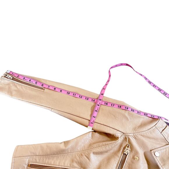 BlankNYC Faux Leather Classic Full Zip Crop Moto Jacket Natural Light Tan Small - Picture 13 of 14